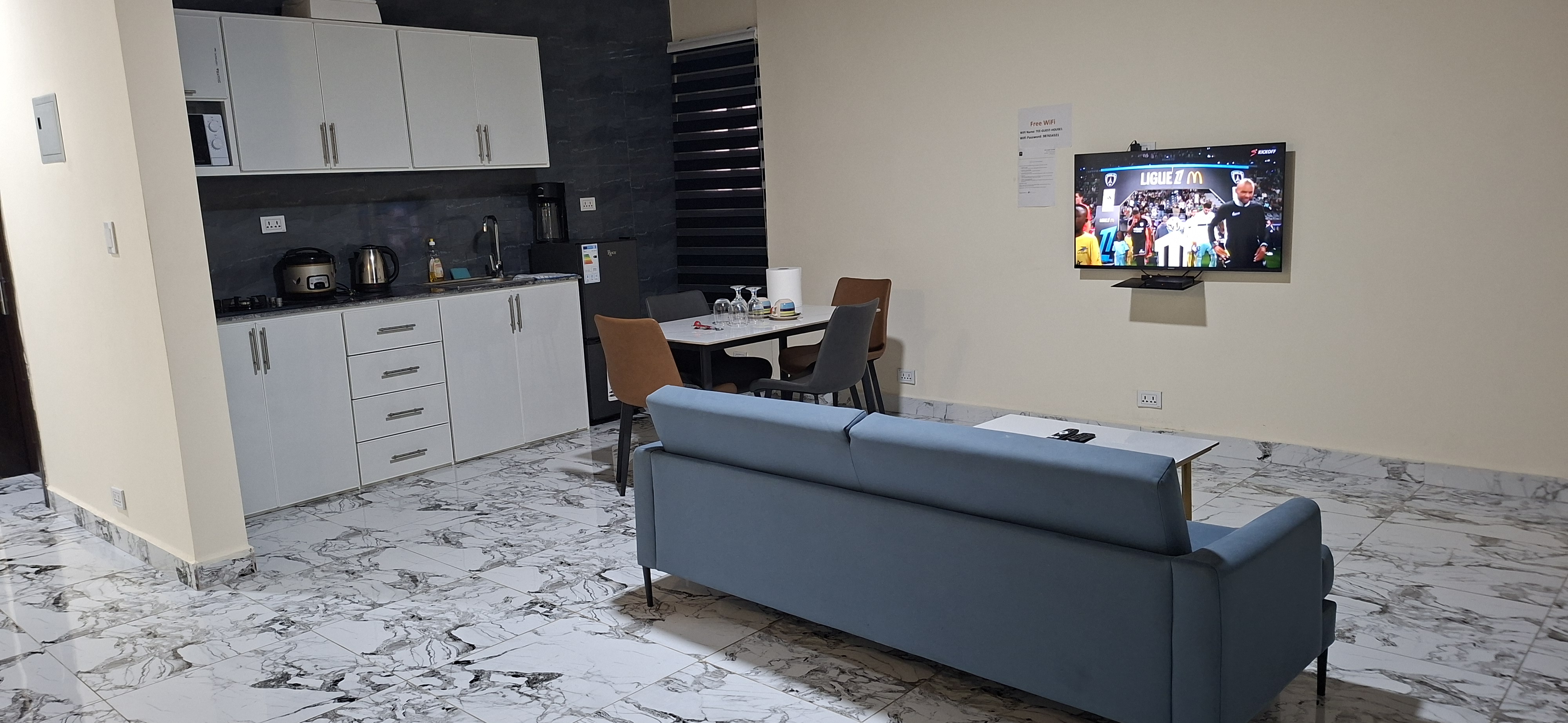 Bb hallway06 — TEE Guest House apartment in Sinkor, Monrovia