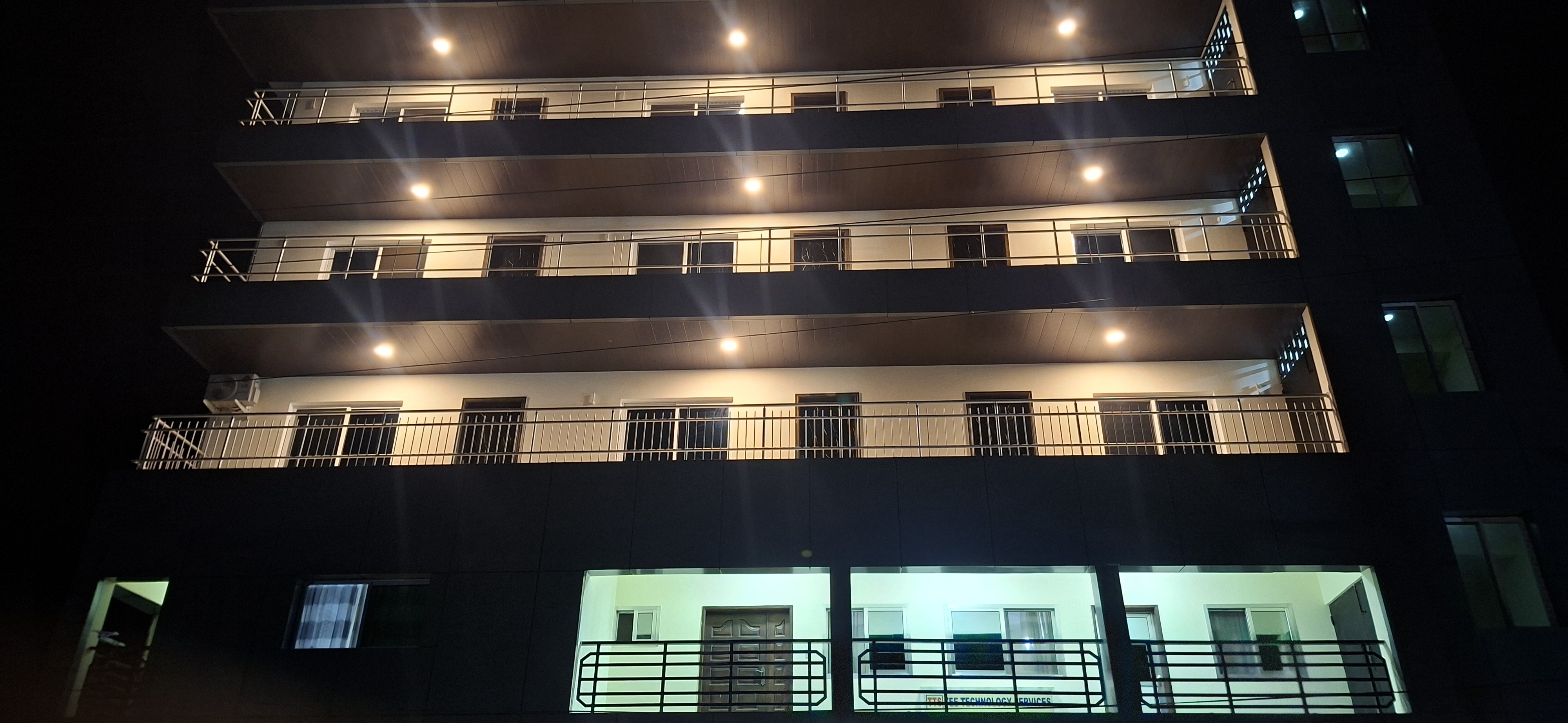 Ee building1 — TEE Guest House apartment in Sinkor, Monrovia